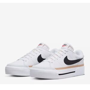 Nike Court Legacy Lift Sneakers